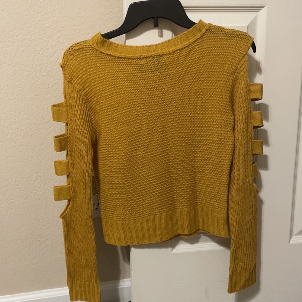 Serendipity mustard cropped sweater - Picture 2 of 3